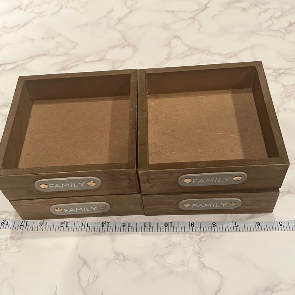 NWT 4pc Stackable Modern Luxury Wooden “FAMILY” Storage Trays